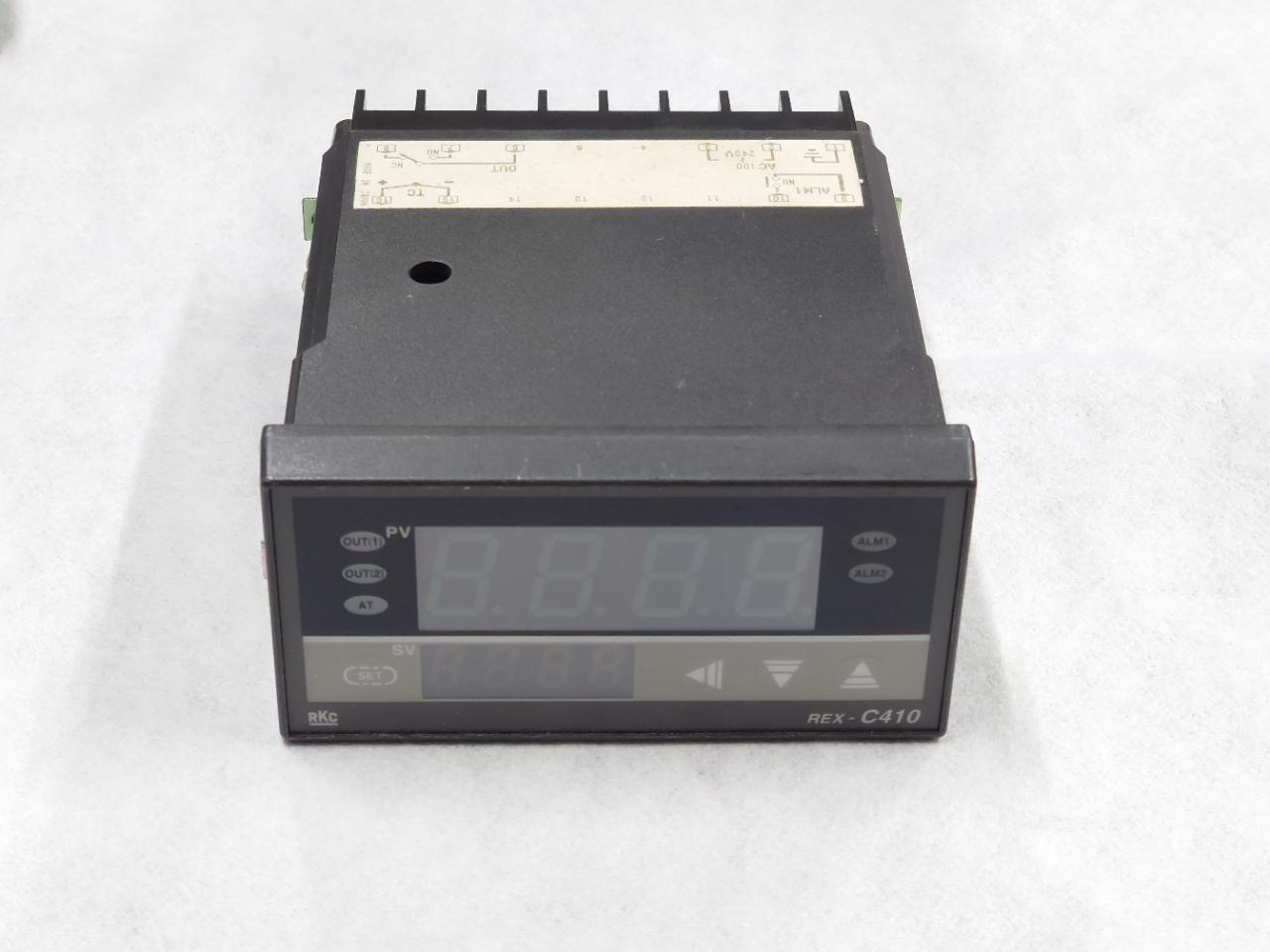 Thermocouple Input/Relay Output